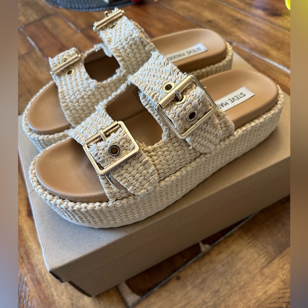 Steve Madden Karrigan Natural Sandals size 6.5